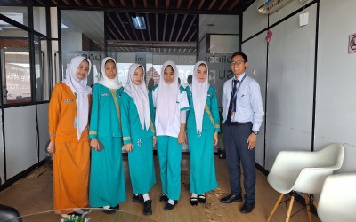 PRAKTIK KERJA DI INDUSTRI DAN INSTANSI - SMK SEJAHTERA
